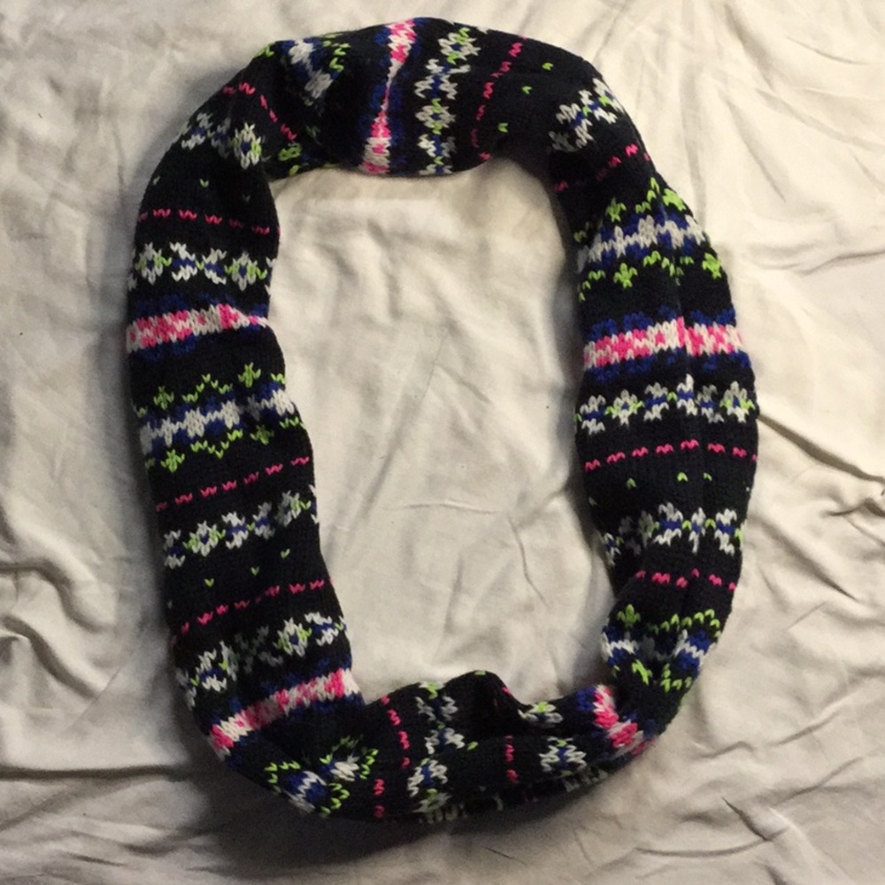 Neon fairisle a&f Infiniti knit scarf